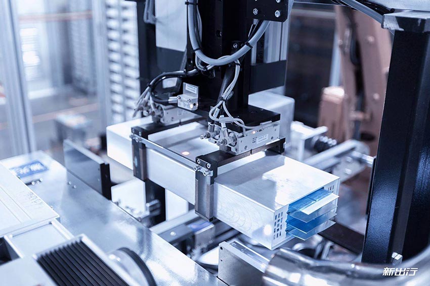 新能源汽車(chē)產(chǎn)業(yè)崛起，磁選設備電池材料除鐵助力電池行業(yè)發(fā)展