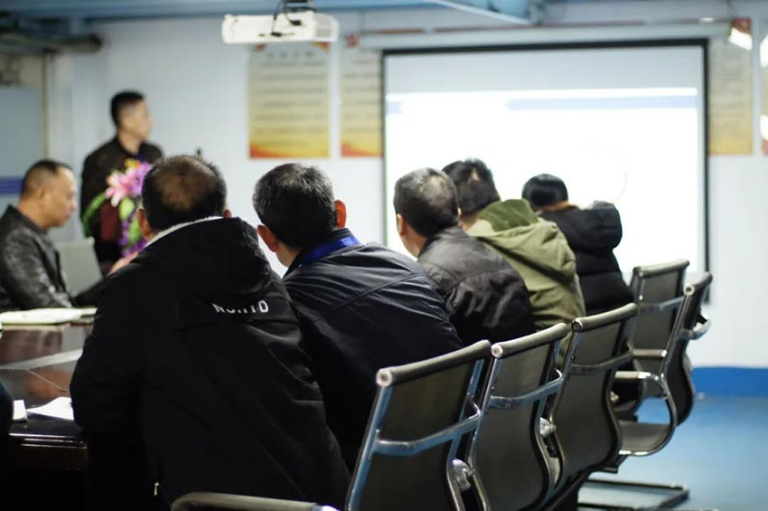 萬(wàn)達業(yè)研發(fā)、生產(chǎn)2020年度工作總結暨2021年度工作計劃專(zhuān)題會(huì )議